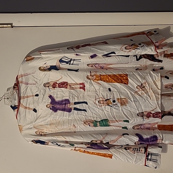 Taylor Swift SheShow Satin Pajama Set Wmn XL Lover Era White Colorful Sleepwear - Picture 8 of 14